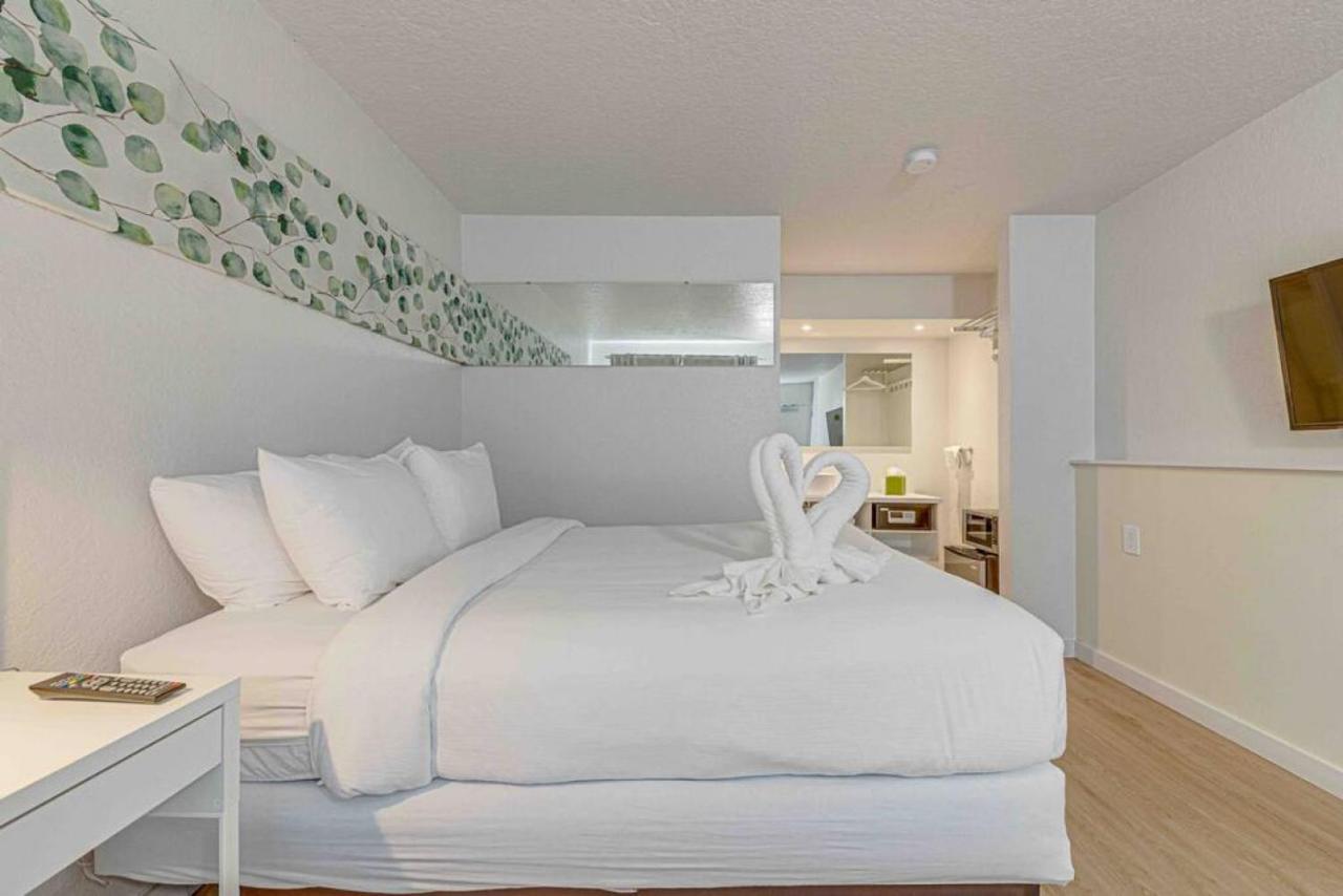 Travel Lodge By Wyndham 10 Min From Disney 基西米 外观 照片